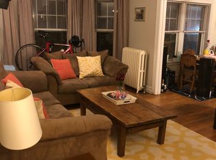 2335 W Addison St APT B2, Chicago, IL 60618