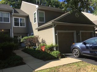 271 Stanton Ct, Glen Mills, PA 19342