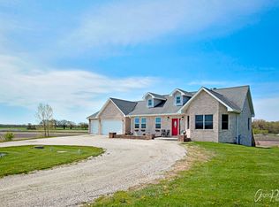 24833 Apple Rd, Waterford, WI 53185