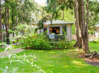 16032 Lakeshore Rd #B, Union Pier, MI 49129