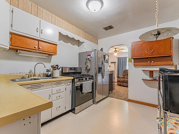 5th image of 1529 Pulaski St