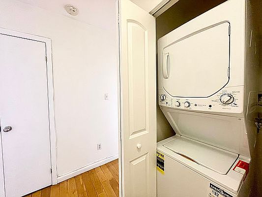 3rd image of 144-48 Roosevelt Ave #7A