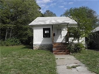 1st image of 4002 E 35th St