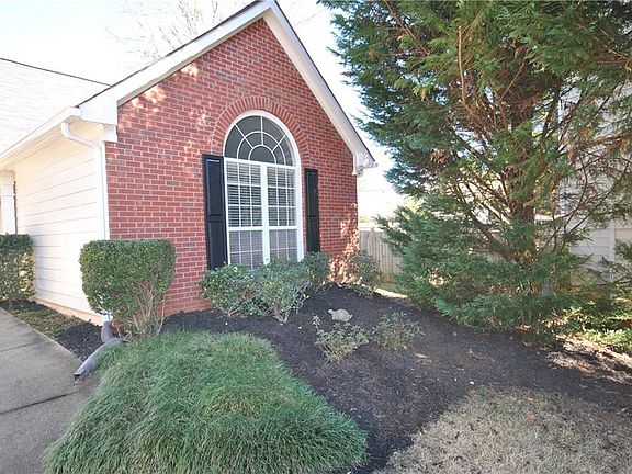 5th image of 3983 Shallowford Green Ct