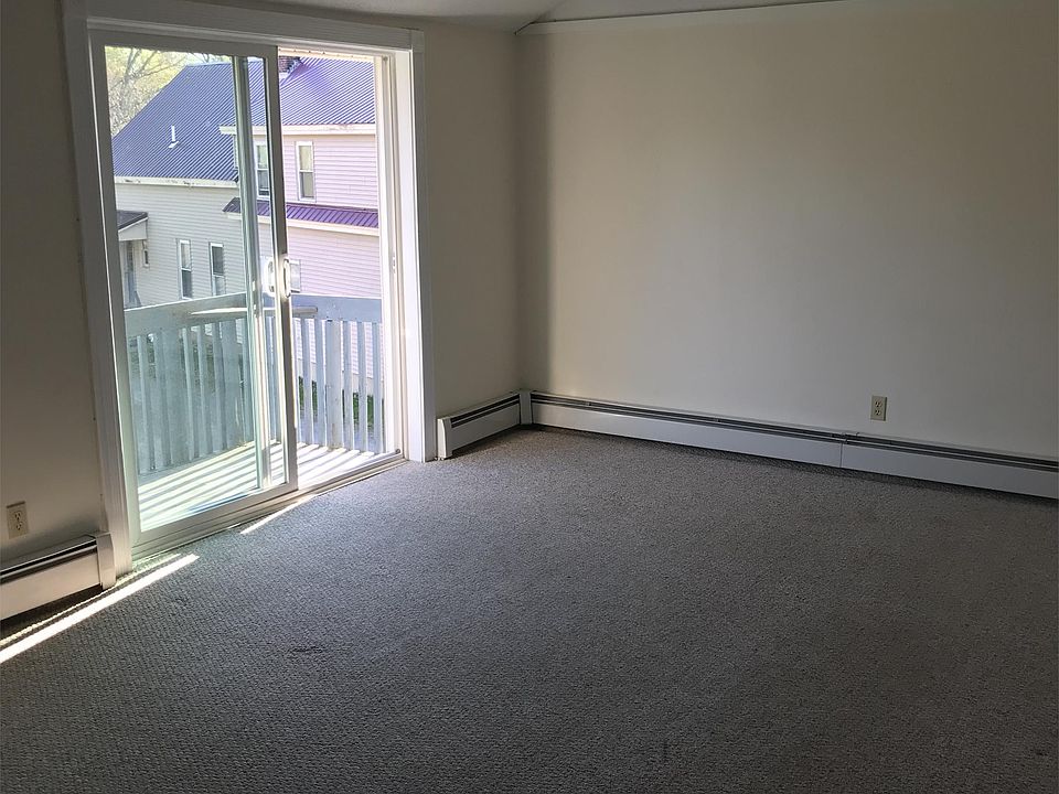 2nd image of 234 Wiswell Rd APT 4