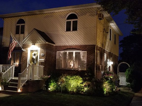 2nd image of 50 Delano Ct