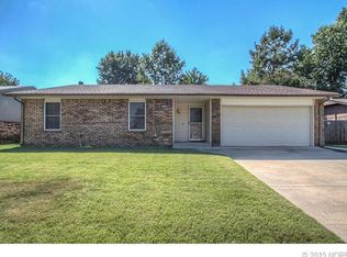 1201 W Memphis St, Broken Arrow, OK 74012