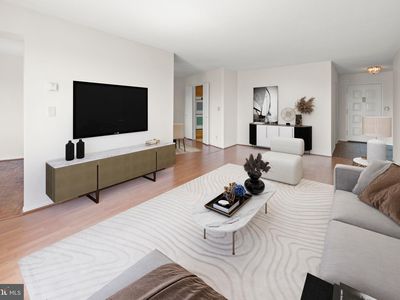 8340 Greensboro Dr APT 1014, Mc Lean, VA, 22102