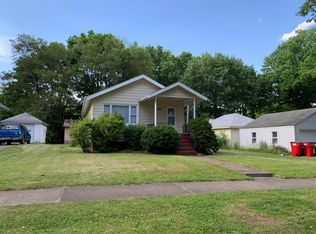 406 W Charles St, Champaign, IL 61820