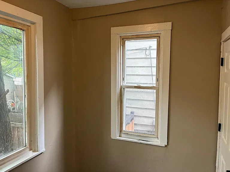 5436 S Justine St #1 — Photo 18