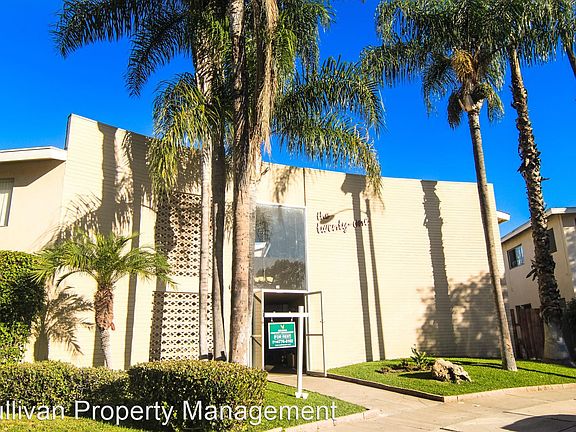 3rd image of 921 S Park Cir APT 19