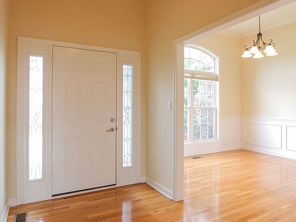 2nd image of 3904 Justene Ct