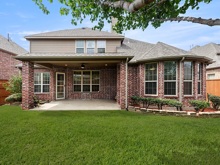 726 Sleepy Creek Dr — Photo 15