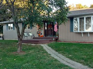106 Brookview Ct, Abingdon, IL 61410