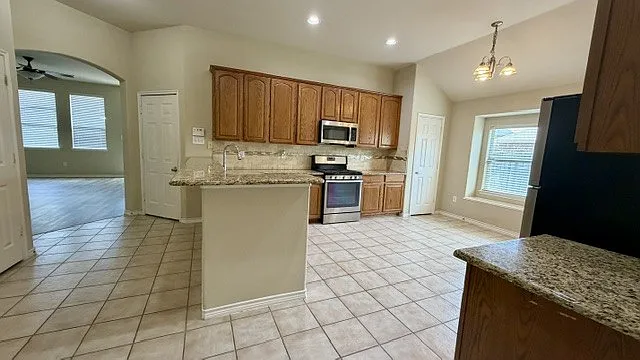 1700 Summerfield Dr — Photo 9