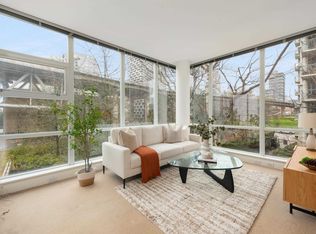 633 Kinghorne Mews #605, Vancouver, BC