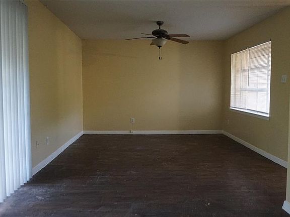 4th image of 4749 Sandra Lynn Dr