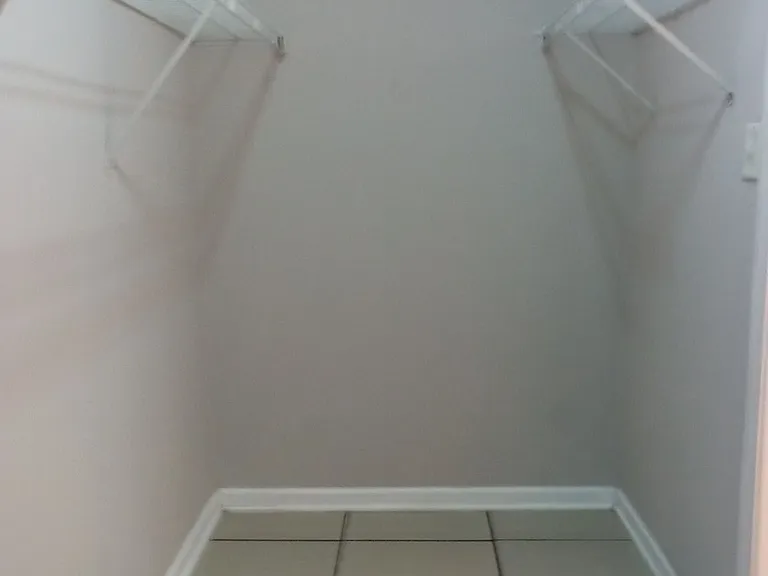 403 Saint Dunstans Ct — Photo 37
