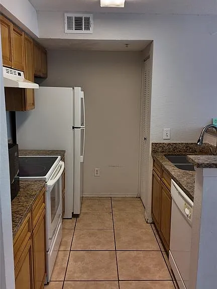 2209 Antigua Pl #826 — Photo 13
