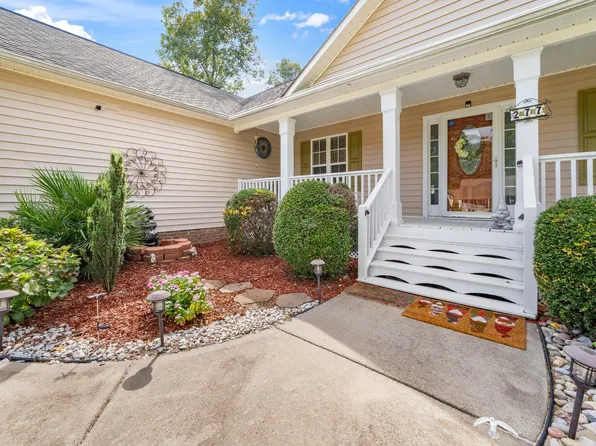 277 Hornbeam Ln, Willow Spring, NC 27592