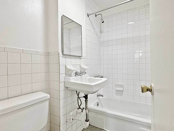 5th image of 171 Avenue C #4
