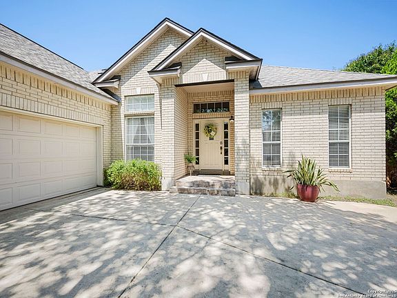 4th image of 11519 Windtree