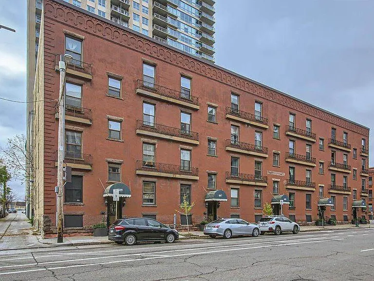 605 S 9th St #3 — Photo 1