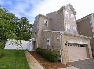314 Hawthorne Ln, Barnegat, NJ 08005