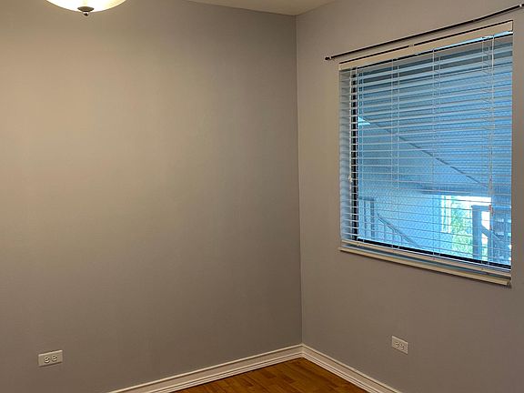 3rd image of 42 N Park Ave APT 7