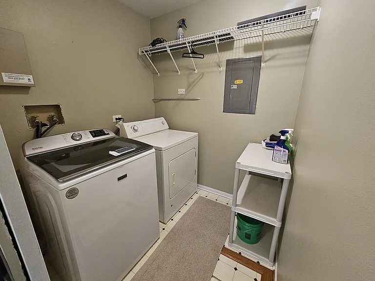 30W637 Whispering Winds Dr — Photo 16