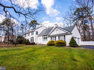 8 Hamilton Ct, Southampton, NJ 08088