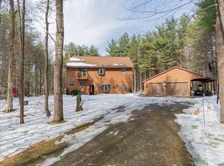 1309 Perth Rd, Hagaman, NY 12086