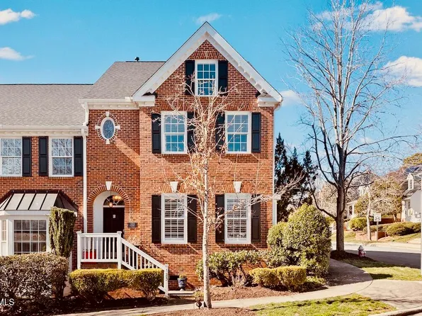 123 Westside Dr, Chapel Hill, NC 27516