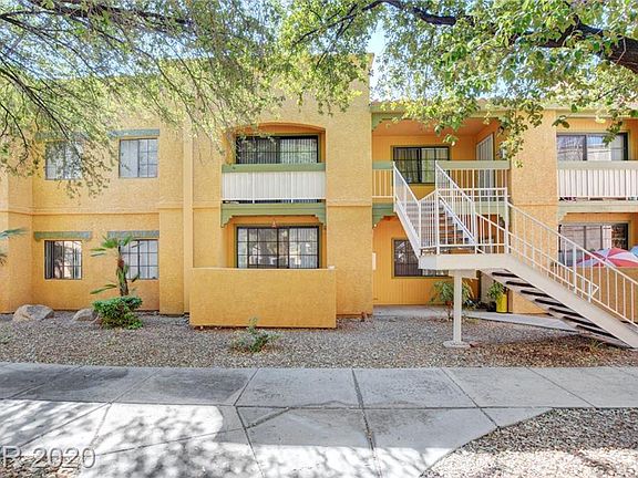 2nd image of 5126 S Jones Blvd Unit 207