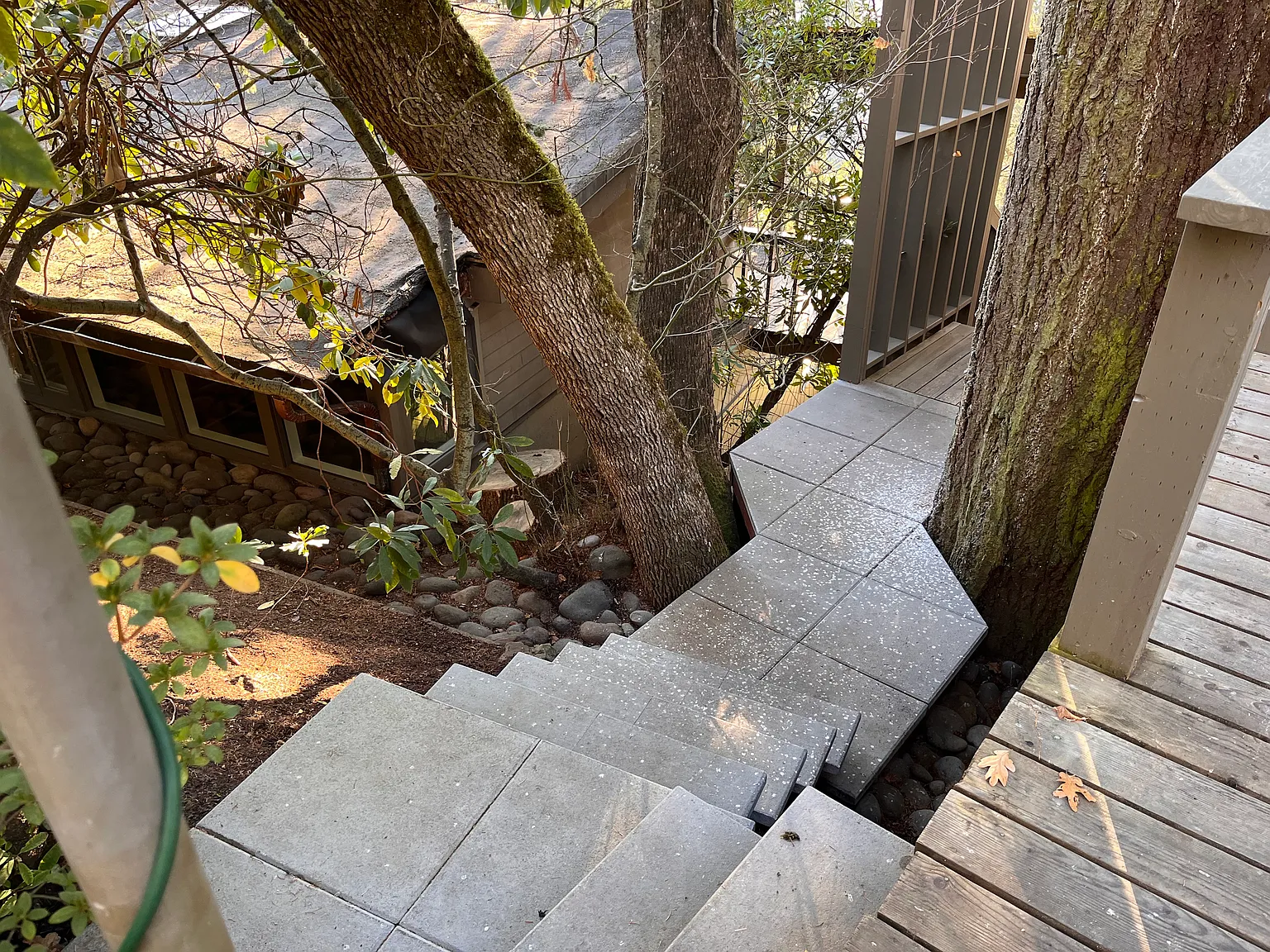 2362 Malabar Dr — Photo 2