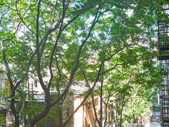 5th image of 255 W End Ave APT 4C
