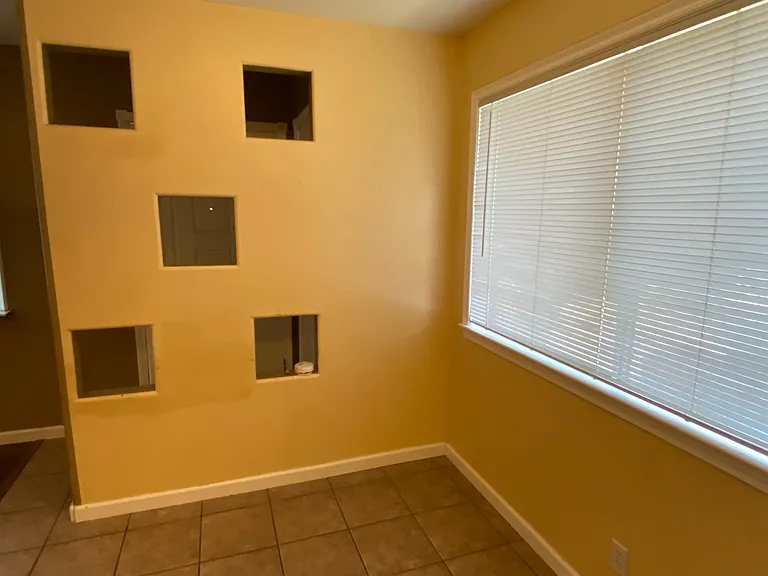 2032 Benita Dr #4 — Photo 5