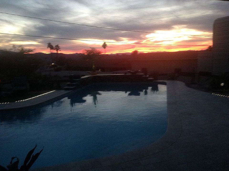 1st image of 725 Acoma Blvd S