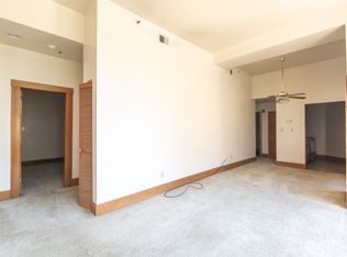670 E 11th St, Indianapolis, IN 46202