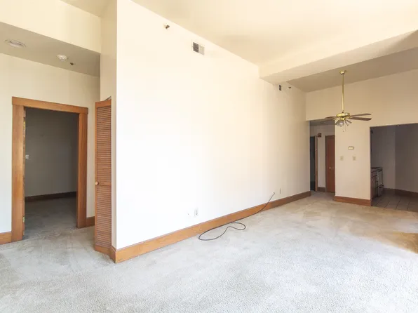 670 E 11th St, Indianapolis, IN 46202