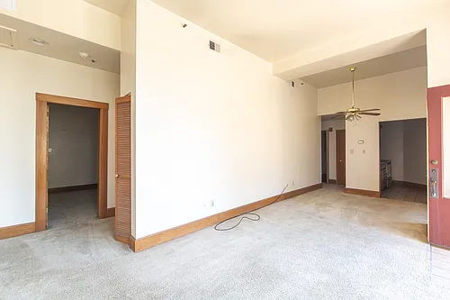 670 E 11th St Photo 1