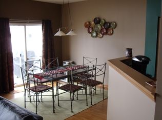 213 Key Largo Dr, Romeoville, IL 60446