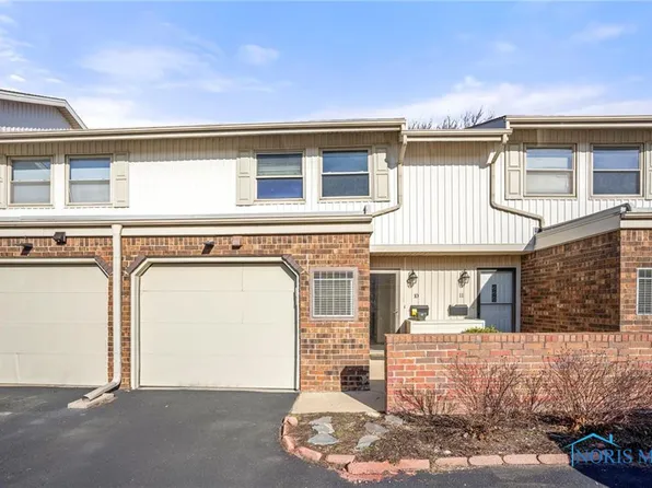 6818 Fenwyck Rd APT 10, Maumee, OH 43537