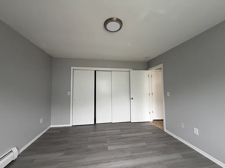 15 Judith Ln #2D — Photo 8