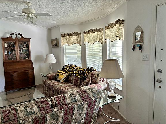 3rd image of 4372 SE Sweetwood Way #B12048
