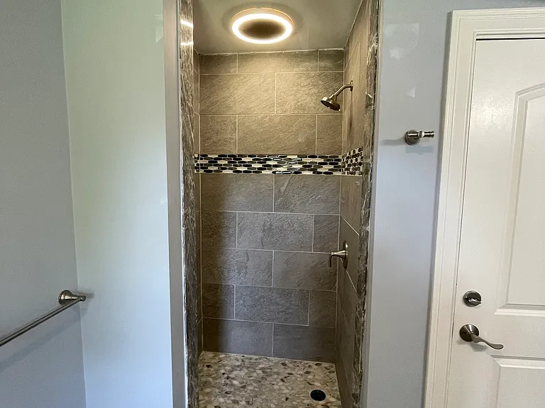6 Windsor St #2 — Photo 8