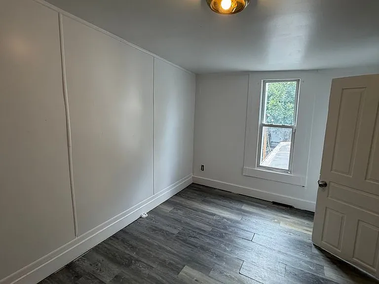 835 Linden Ave — Photo 22