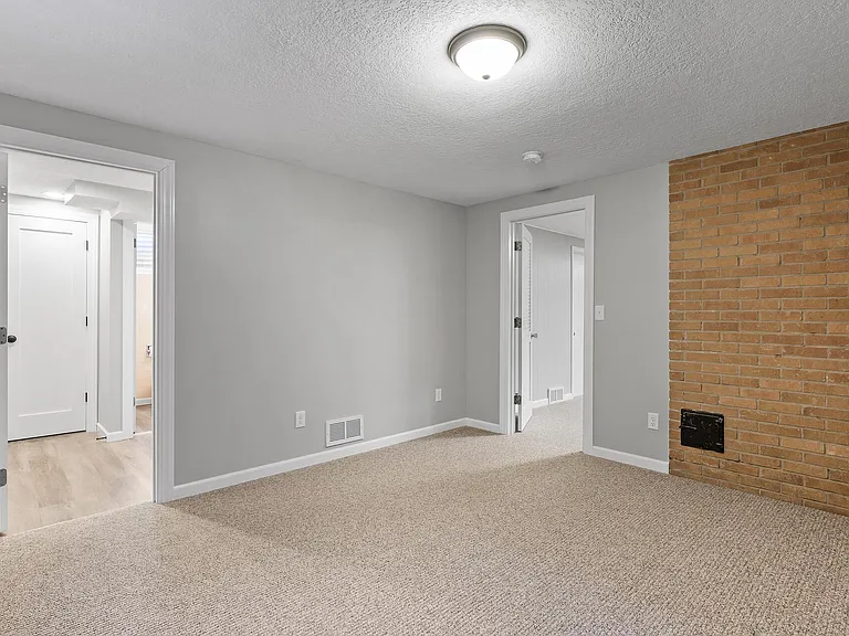 6339 Vincent Ave S — Photo 34