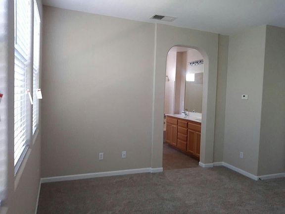 4th image of 2681 Klayko St