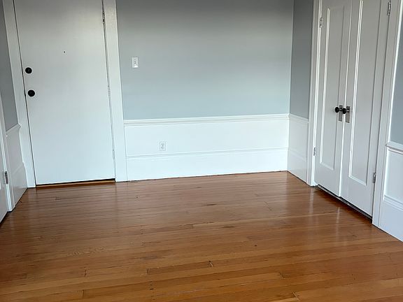 4th image of 399 Steiner St APT 9